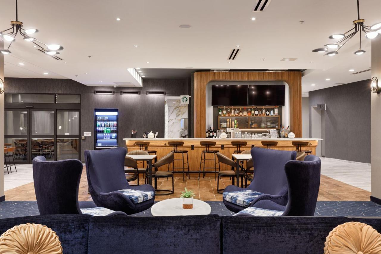 Courtyard By Marriott Richmond Scott'S Addition Bagian luar foto